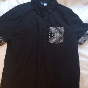 Black and white bandana print detailed button down